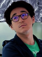 張默