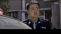 黑社會糾結(jié)小混混圍堵警察局，公安局長發(fā)飆，霸氣開壓路機(jī)驅(qū)趕！