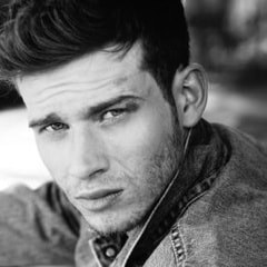 Oliver Stark