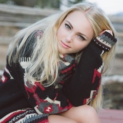 安娜索菲亞·羅伯Annasophia Robb