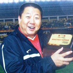 牛振華