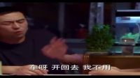 關曉彤和張嘉譯邊拍戲邊吃燒烤，這演技和臨場發揮太厲害了！