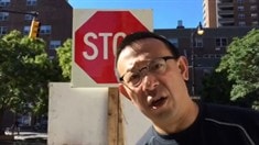 姜文寄語崔健