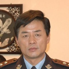 曲國(guó)強(qiáng)