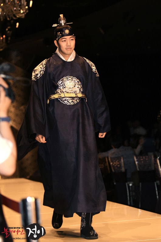 http://www.omega3-ala.com/pics/default/download/a7eb2a829daaae918adfc74c666d7a5c.jpg