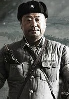 范偉