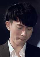何佳駿