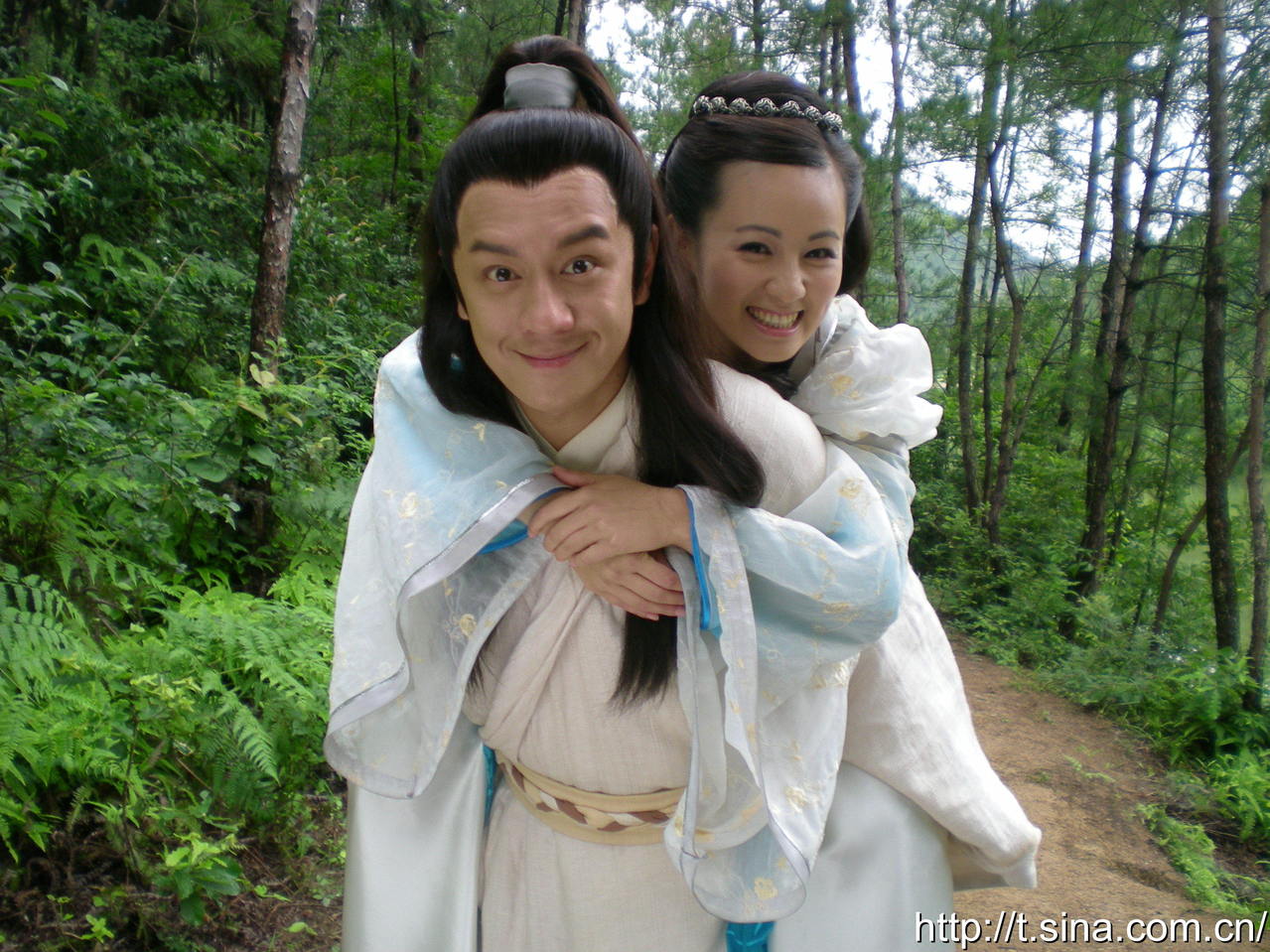 http://www.omega3-ala.com/pics/default/download/b6104d14520d6caf6c729a1270f34a0b.jpg