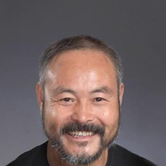 譚群