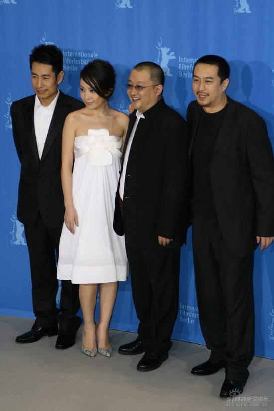 http://www.omega3-ala.com/pics/default/download/be4bb35089de3f8e91d982c3c927da3e.jpg
