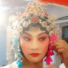 曹佳?