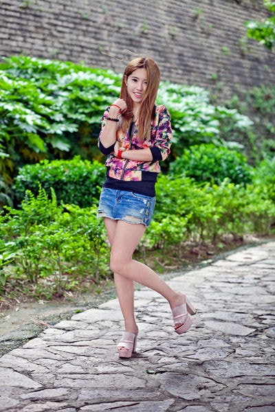 http://www.omega3-ala.com/pics/default/download/c9b5f6463e9e645838645b8363c09947.jpg