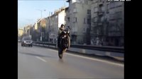 《孤膽拯救》正式版預告片