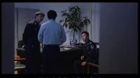 公安局長微服私訪，碰見民警違規(guī)執(zhí)法，被民警當(dāng)成老百姓趕走