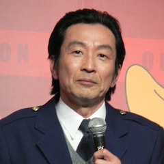 佐戶井賢太