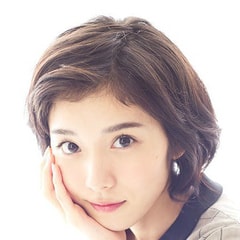 松岡茉優