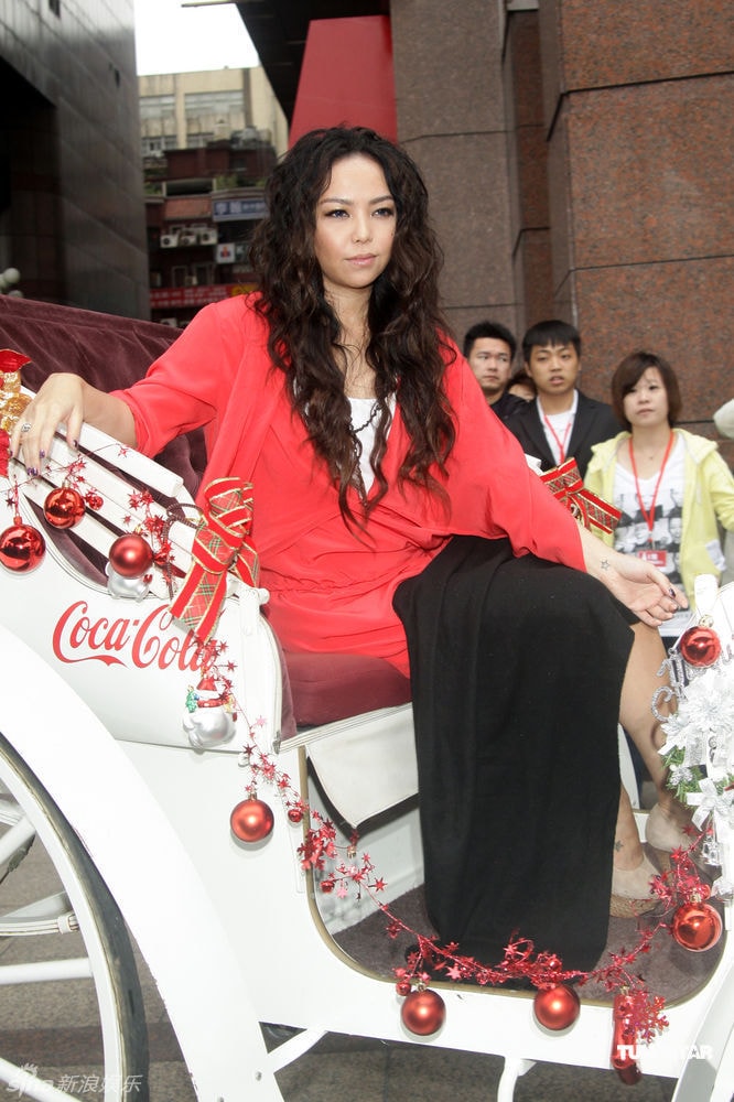 http://www.omega3-ala.com/pics/default/download/d5d8824f0357559e503acd08acade695.jpg