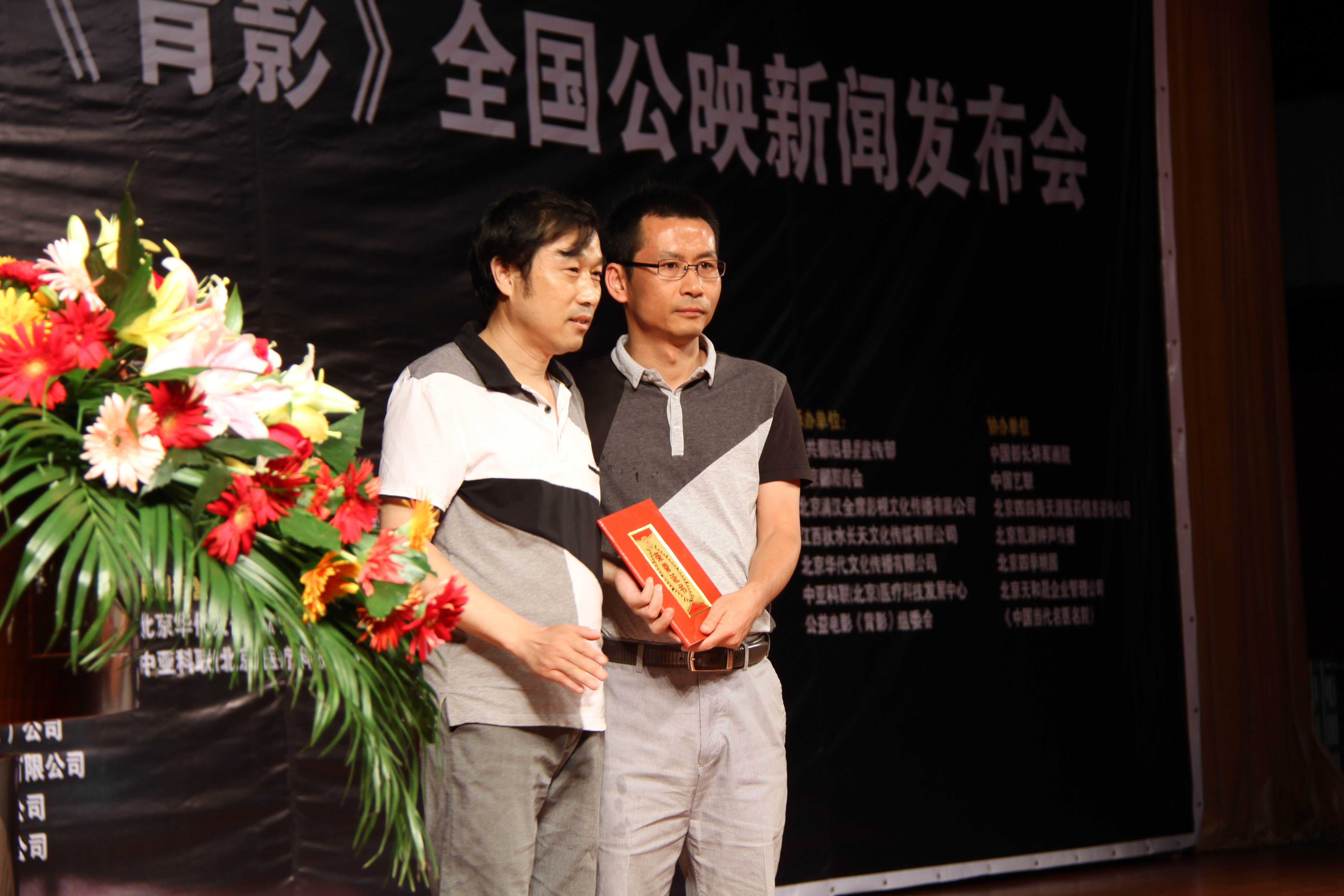 http://www.omega3-ala.com/pics/default/download/d6a03370f0dfb41a1218ac425dc3881f.jpg