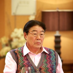 金成謙