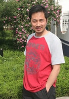 譚洋