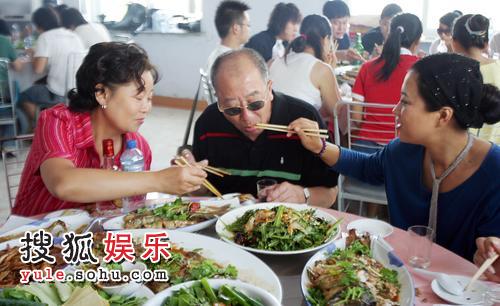 http://www.omega3-ala.com/pics/default/download/de233617f46aa545f252b1c7a957a47a.jpg