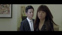 《不愛不散》首發預告片，何炅“文藝青年”遭遇女屌絲