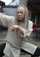 梁小龍