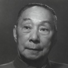 俞振飛
