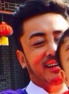 李雅男