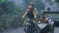 《地雷英雄傳》當機立斷炸軍車 火力懸殊速撤退