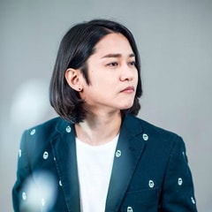 姜均成?