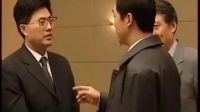 歡迎會上市長極力討好新市委書記，卻被年輕的小秘書弄的很尷尬