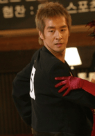 尹贊