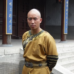 閆巍