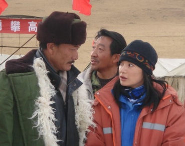 雪域天路主演閻青妤的劇照