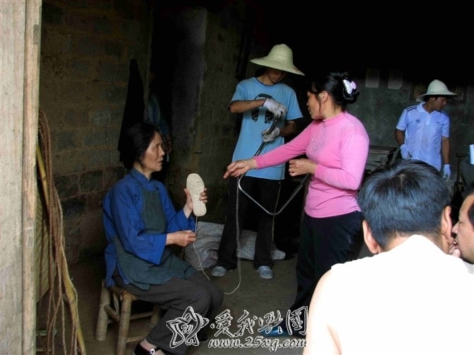http://www.omega3-ala.com/pics/default/download/fb574d577abfca22e1df16bc6ac35b63.jpg