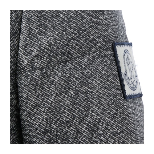 Moncler/蒙克萊 男士外套 尼龍按扣開合logo點綴翻領男士羽絨服