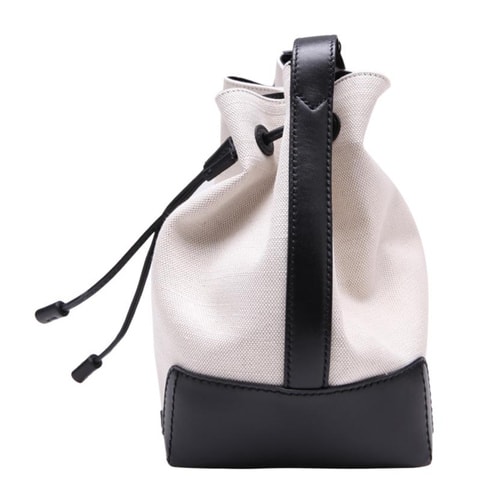 Balenciaga/巴黎世家 女士米白色帆布配皮單肩斜挎水桶包Backpacks 409000 AQ37N 1080