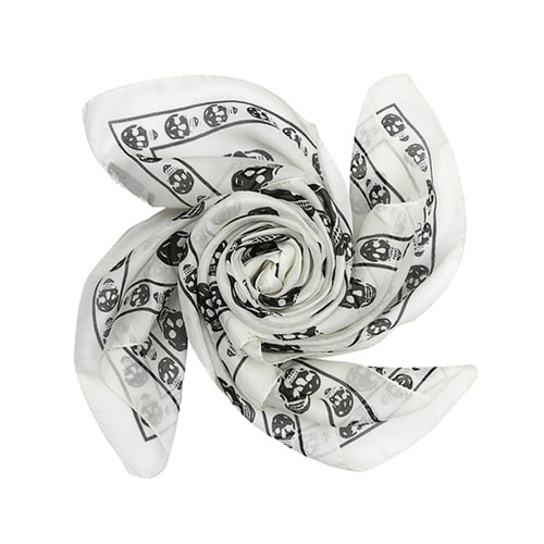 Alexander McQueen/亞歷山大麥昆 女士新品 簡(jiǎn)約復(fù)古骷髏圖案桑蠶絲 絲巾圍巾