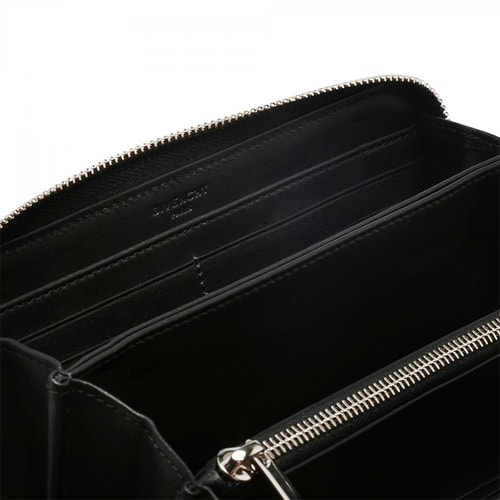 Givenchy/紀梵希 中性款式黑色小牛皮五角星圖案長款拉鏈錢包 BC06276655 008