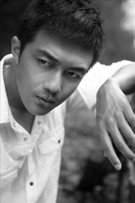 李澤鋒