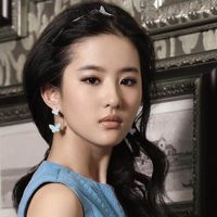 劉亦菲