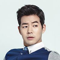 李尚允