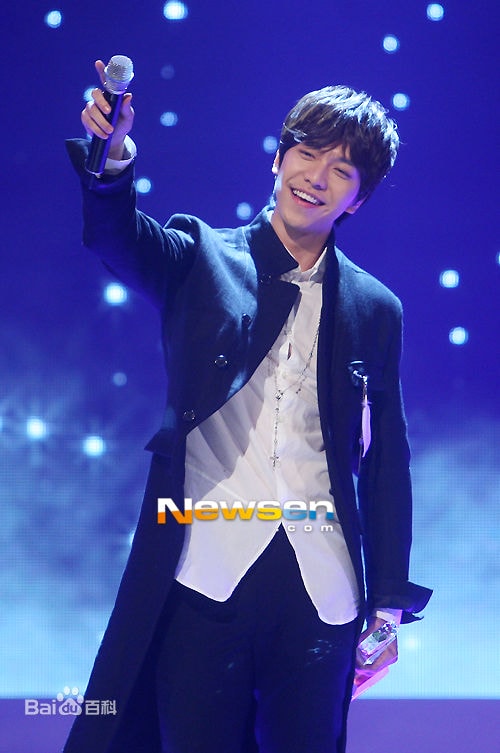 http://www.omega3-ala.com/pics/star/pic/06067359886668718e04c96d4d081a48.jpg