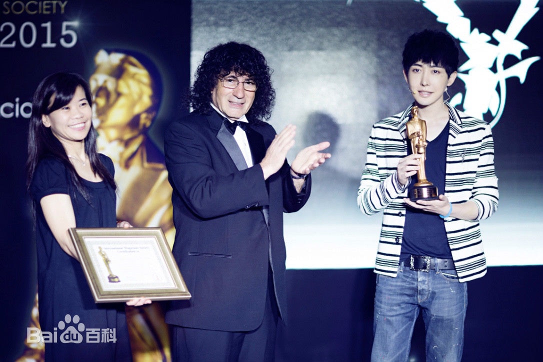 http://www.omega3-ala.com/pics/star/pic/1379848e489be87561a30fa13f53c836.jpg