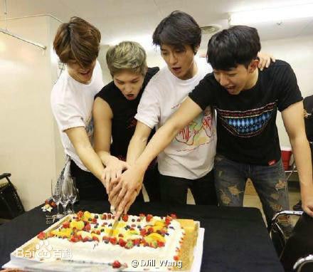 http://www.omega3-ala.com/pics/star/pic/1fb9d50efae5e4acc08e16319b6d8a86.jpg