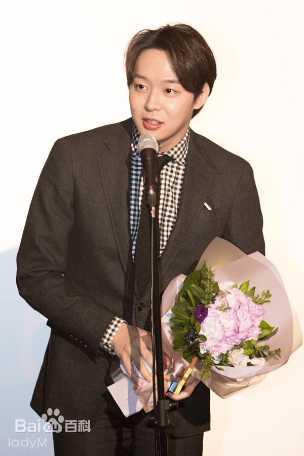 http://www.omega3-ala.com/pics/star/pic/2a88a12c8ef4be23b7adb01ac345368e.jpg