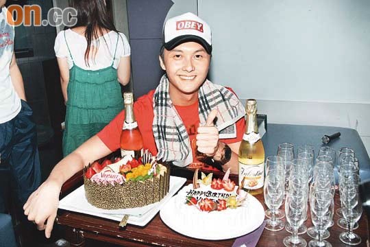 http://www.omega3-ala.com/pics/star/pic/2f184a5fc786568f2a1d464862ade151.jpg