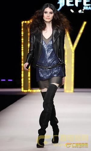 http://www.omega3-ala.com/pics/star/pic/431a829b4d85c6d6b46b0f48f1830313.jpg