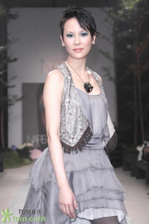 http://www.omega3-ala.com/pics/star/pic/54dfe919902bff323eec5f1f72b65040.jpg